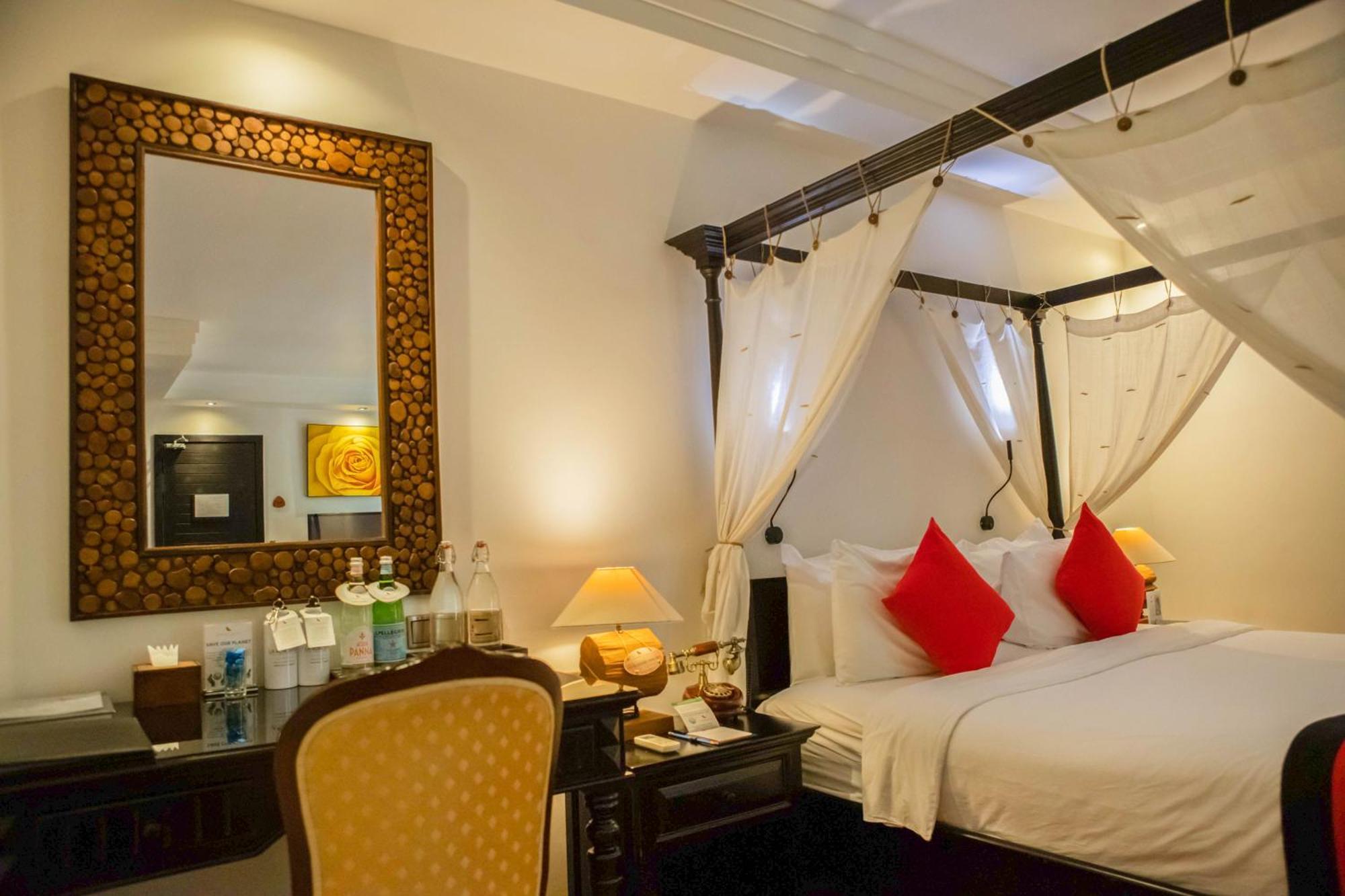 La Rose Suites Phnom Penh Exterior foto