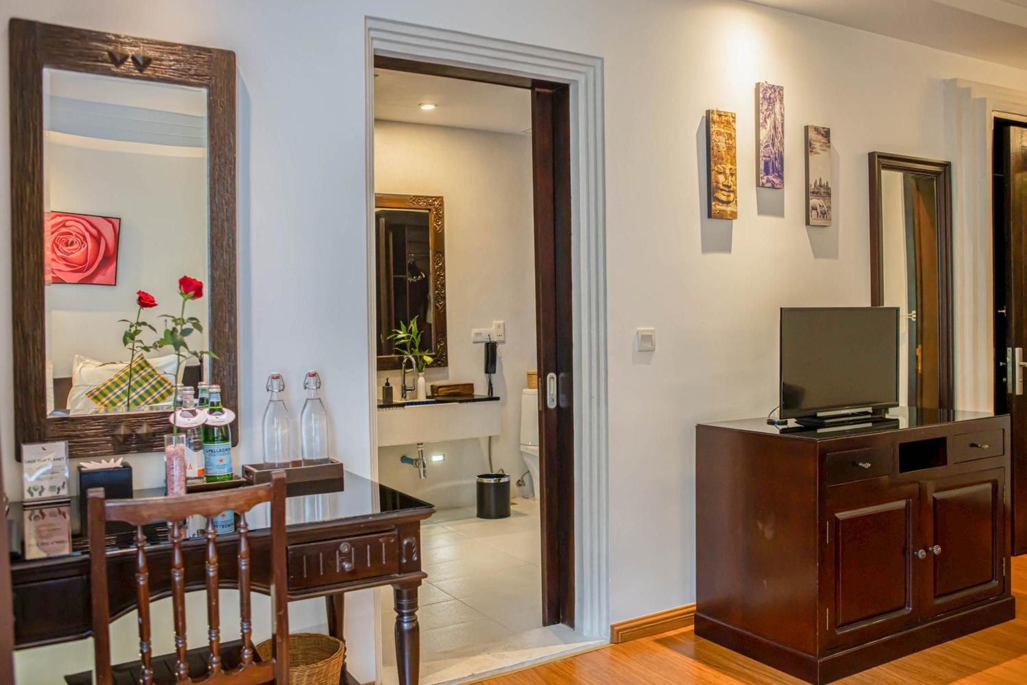La Rose Suites Phnom Penh Exterior foto
