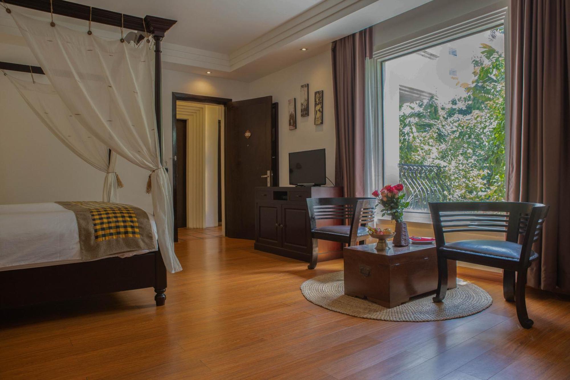La Rose Suites Phnom Penh Exterior foto